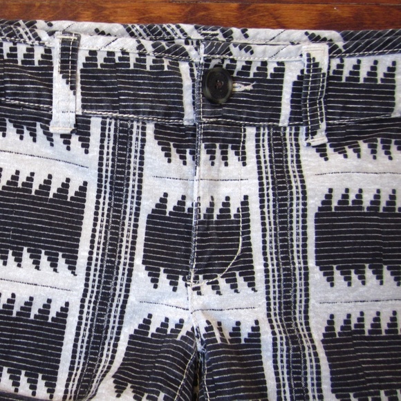 American Eagle Outfitters - Aztec Print Shorts - Picture 2 of 5